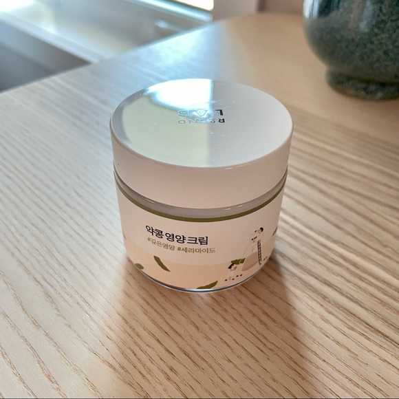 Korean Skincare Bundle 🫰 Round Lab, Benton, Skin1004 PLUS Samples - Picture 3 of 10